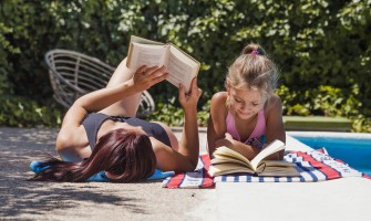 10 + 10 προτάσεις ανάγνωσης για το καλοκαίρι 2025
