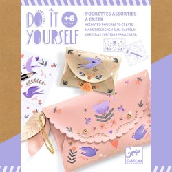 Djeco DIY Φτιάχνω τα δικά μου πορτοφόλια Djeco DIY Φτιάχνω τα δικά μου πορτοφόλια